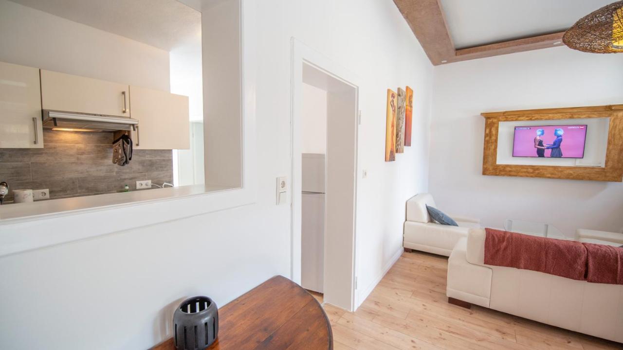 Apartment Mit Kleinem Innenhof Im Erdgeschoss Fuer Bis Zu 4 Personen Клоттен Экстерьер фото